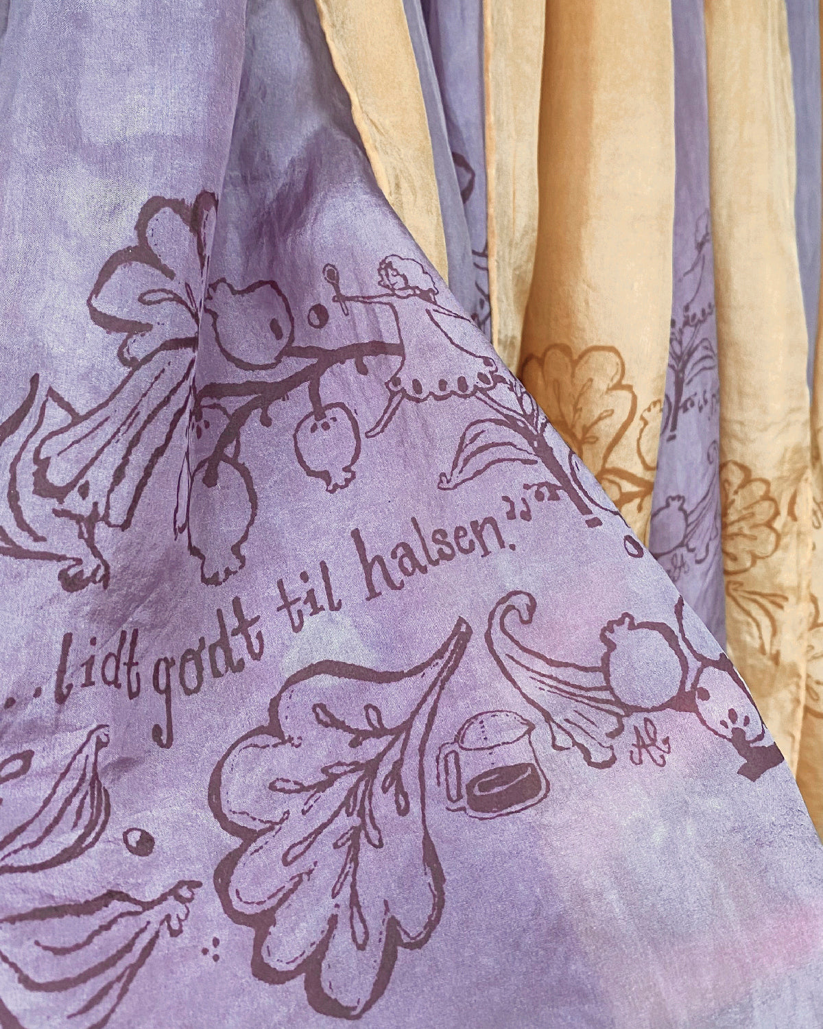 Charmeklud ~ RED CABBAGE ~ batch no. 02